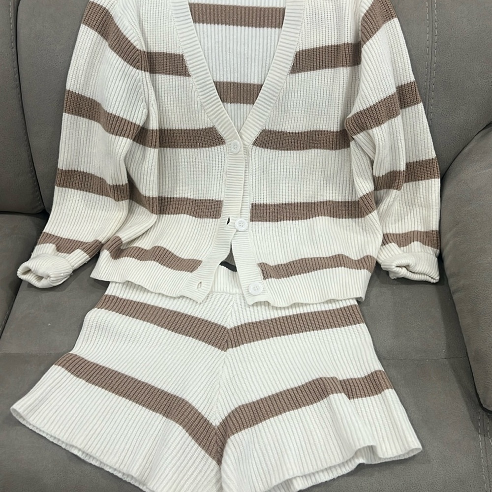Sweater short set